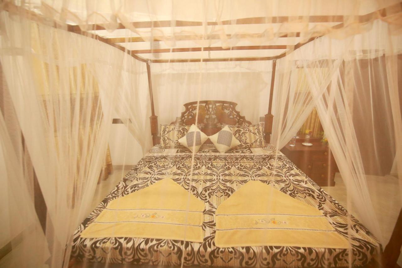 Surf Orchid Villa Weligama Buitenkant foto